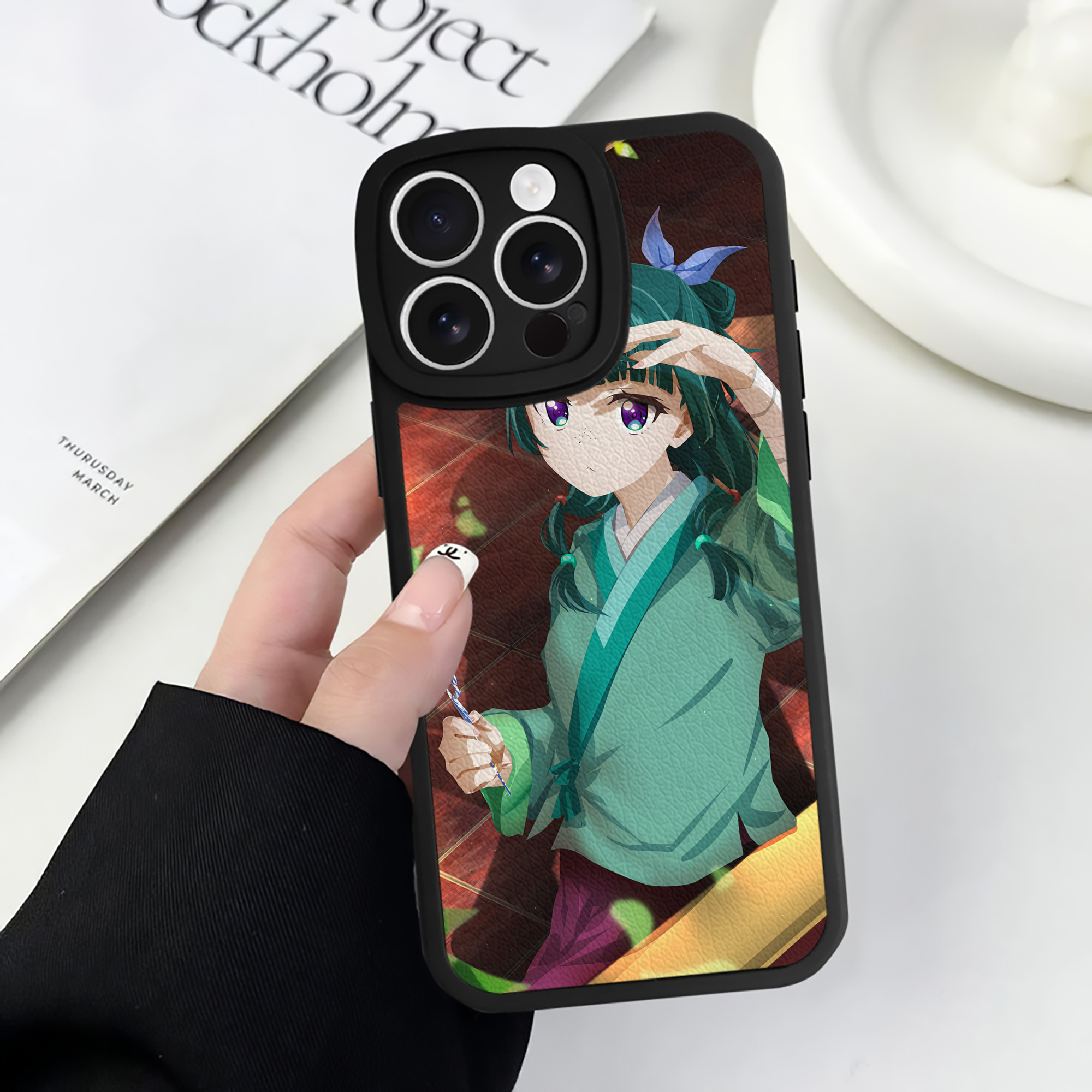 （画像用） 薬屋のひとりごと The Apothecary Diaries 【iPhone 16シリーズ対応】シリコンスマホケース（レザー調） 材質：シリコン